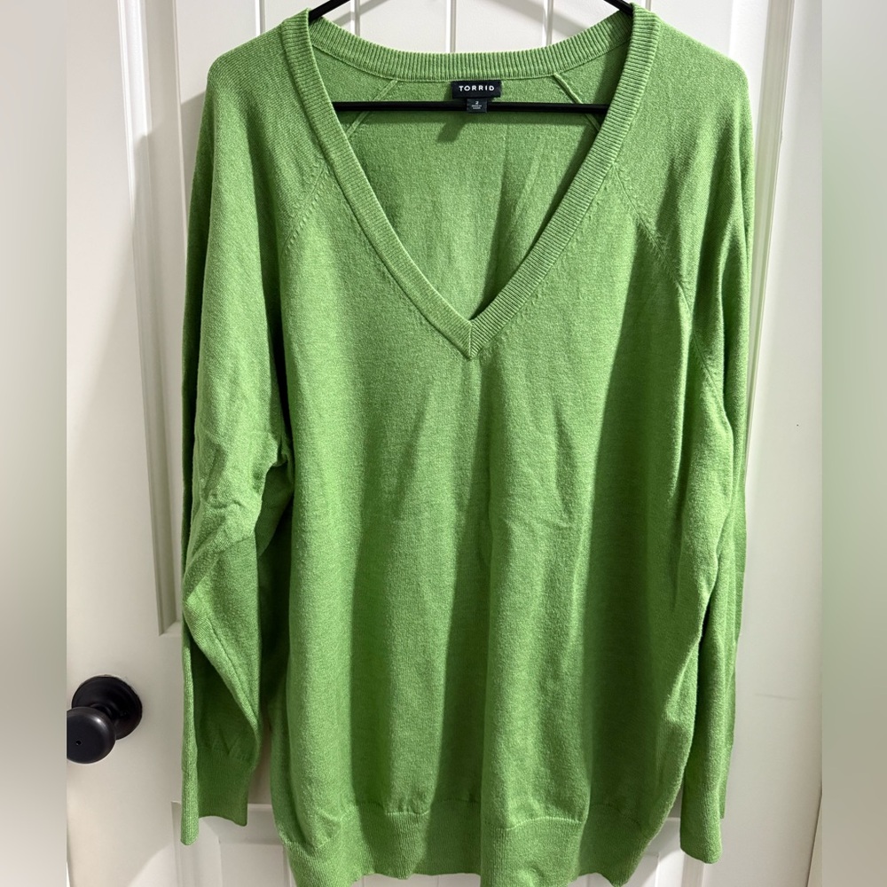 Torrid Vibrant Green V-Neck Sweater for Women